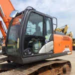 EXCAVADORA HITACHI ZX200-6 USADA - Imagen 3