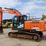 EXCAVADORA HITACHI ZX200-6 USADA - Imagen 4