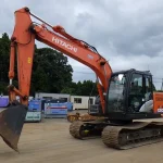 EXCAVADORA HITACHI ZX120-6 USADA