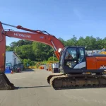 EXCAVADORA HITACHI ZX200-6 USADA - Imagen 2