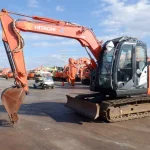 EXCAVADORA HITACHI ZX75USK-5B USADA